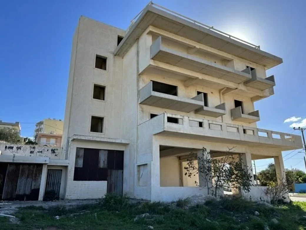 Building for Sale in Lavrio, Attica