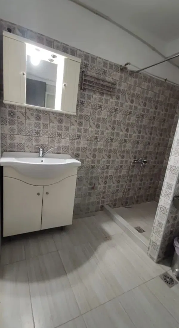52 m² One-Bedroom Renovated Apartment for Sale in Koukaki - Makrigianni, Athens Center — photo 5