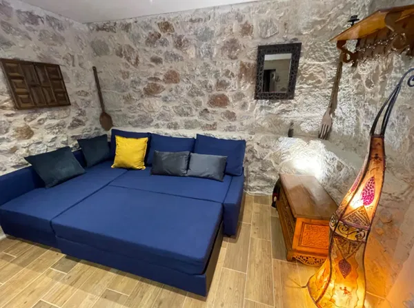 One-Bedroom Renovated Apartment for Sale in Koukaki - Makrigianni, Athens Center — photo 3
