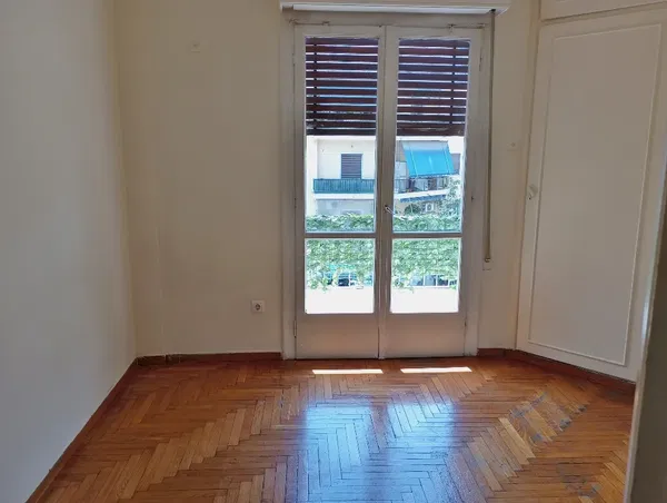 65 m² Apartment with Two Bedrooms for Sale in Ampelokipoi, Athens Center — photo 3