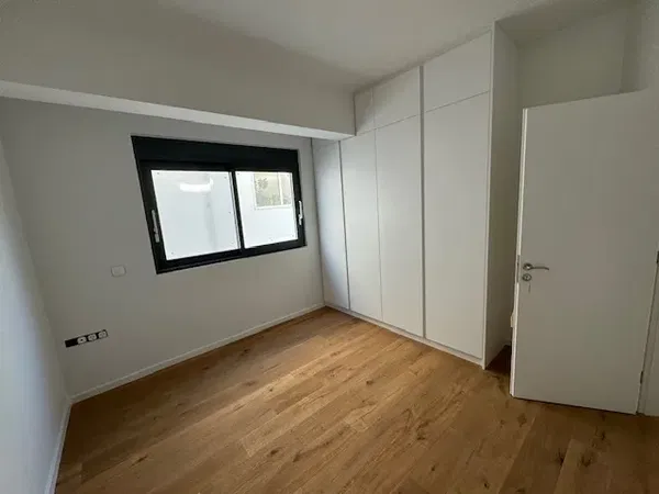 Modern 100 m² Apartment with Three Bedrooms for Sale in Glyfada, Athens Southern suburbs — photo 3