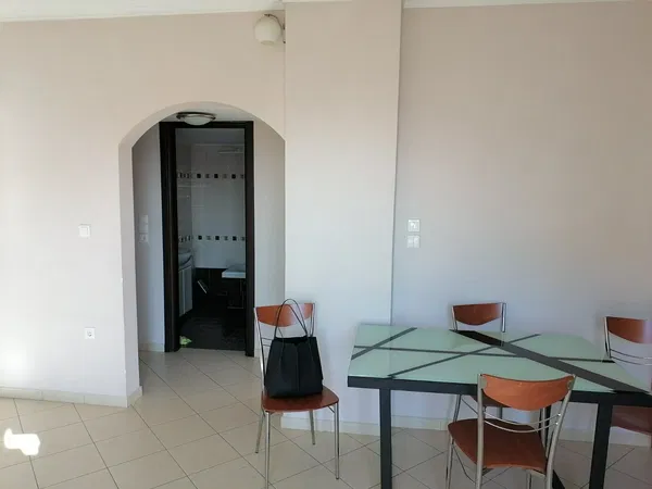 72 m² Apartment with Two Bedrooms for Sale in Piraeus Perama, Piraeus — photo 3