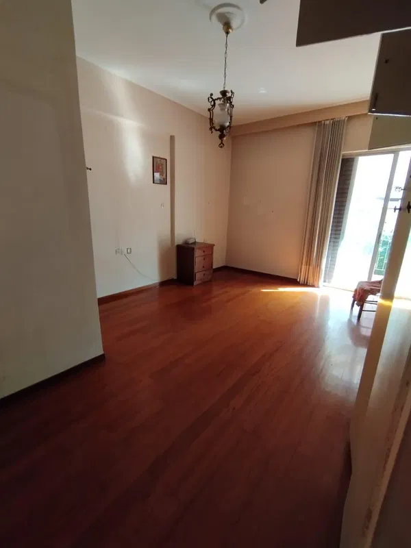 96 m² Apartment with Two Bedrooms for Sale in Piraeus, Piraeus Suburbs — photo 3