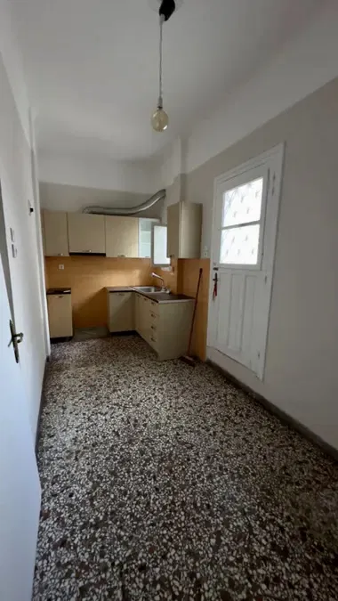 Two-Bedroom Apartment for Sale in Neo Faliro, Piraeus — photo 5