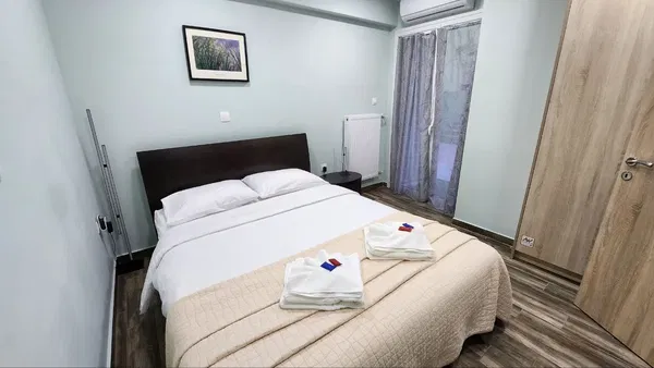 Renovated Three-Bedroom Apartment for Sale in Gazi - Metaxourgio - Votanikos, Athens Center — photo 5