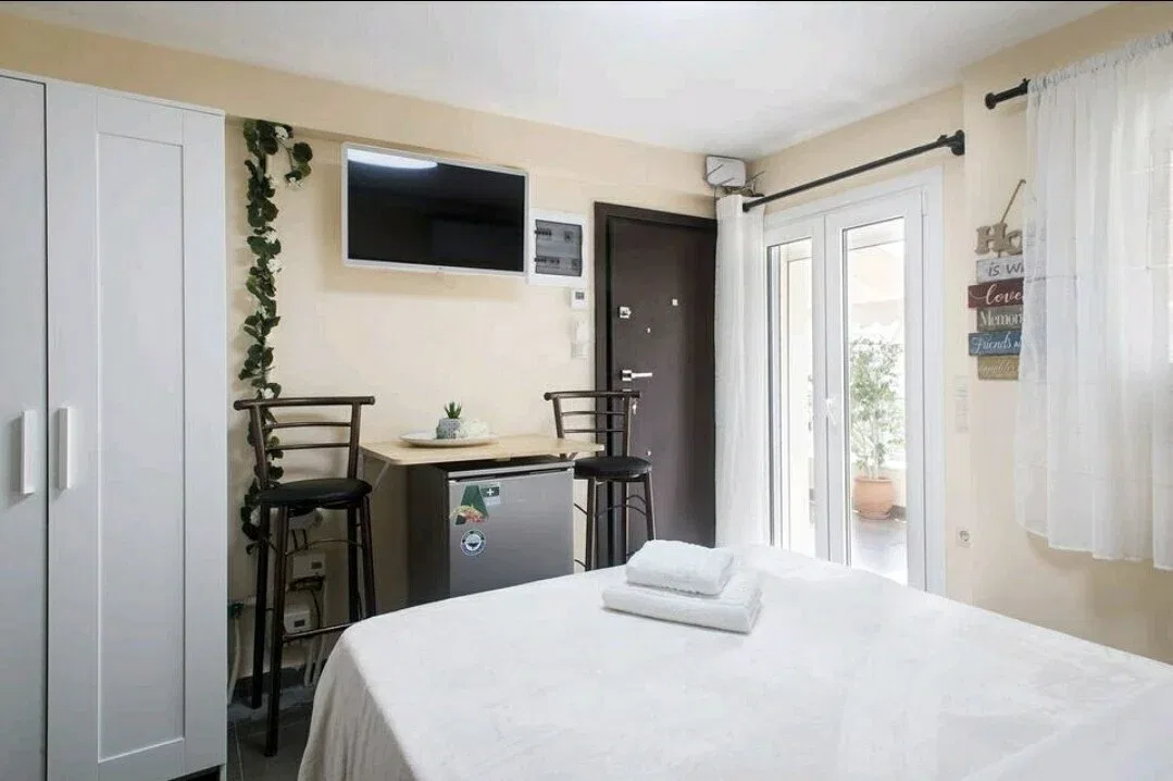 25 m² One-Bedroom Apartment for Sale in Gazi - Metaxourgio - Votanikos, Athens Center