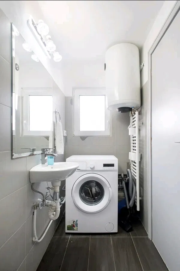 25 m² One-Bedroom Apartment for Sale in Gazi - Metaxourgio - Votanikos, Athens Center — photo 5