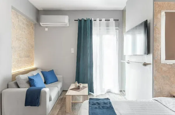 38 m² One-Bedroom Apartment for Sale in Piraeus, Piraeus Suburbs — photo 2