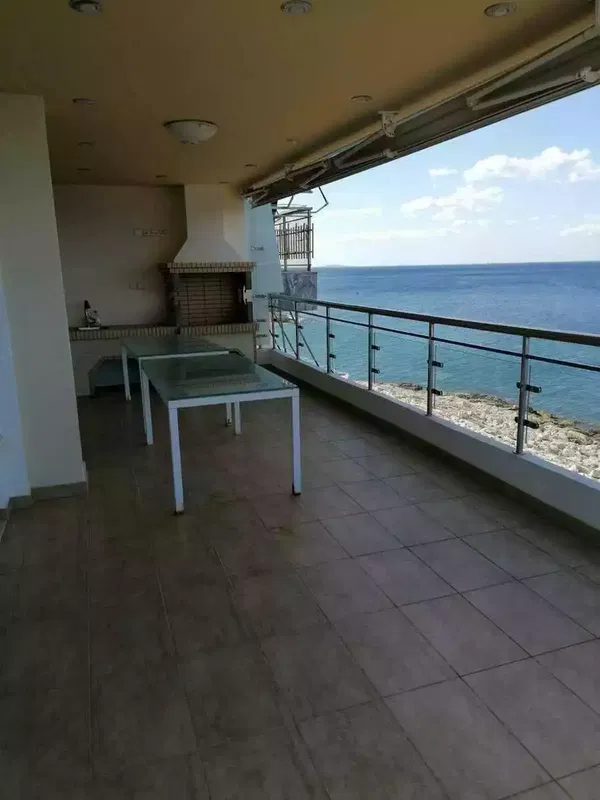171 m² Sea-View Two-Bedroom Apartment for Sale in Piraeus, Piraeus Suburbs — photo 5