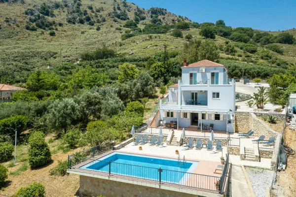 Five-Bedroom Sea View Villa for Sale in Kournas, Apokoronas — photo 5