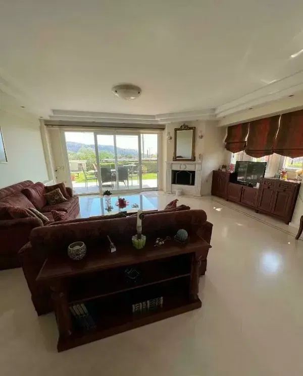 Nine-Bedroom Renovated Villa for Sale in Anavyssos, Attica — photo 5