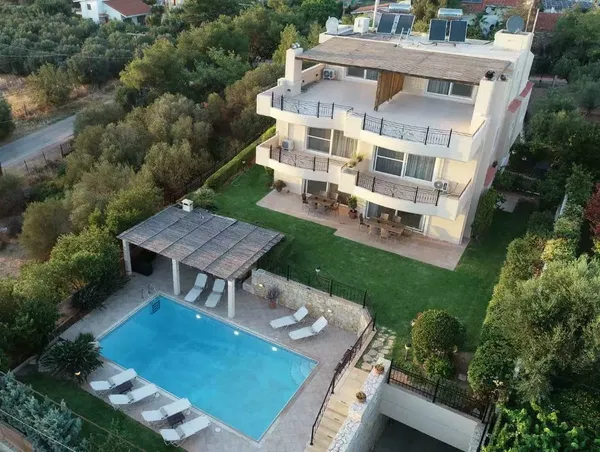 Nine-Bedroom Renovated Villa for Sale in Anavyssos, Attica