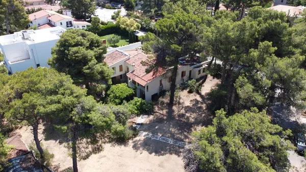 477 m² Villa for Sale in Ekali, Athens Northern suburbs — photo 2