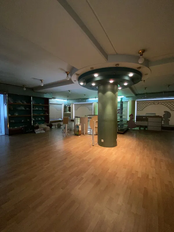 589 m² Building for Sale in Peristeri, Athens Western Suburbs — photo 4