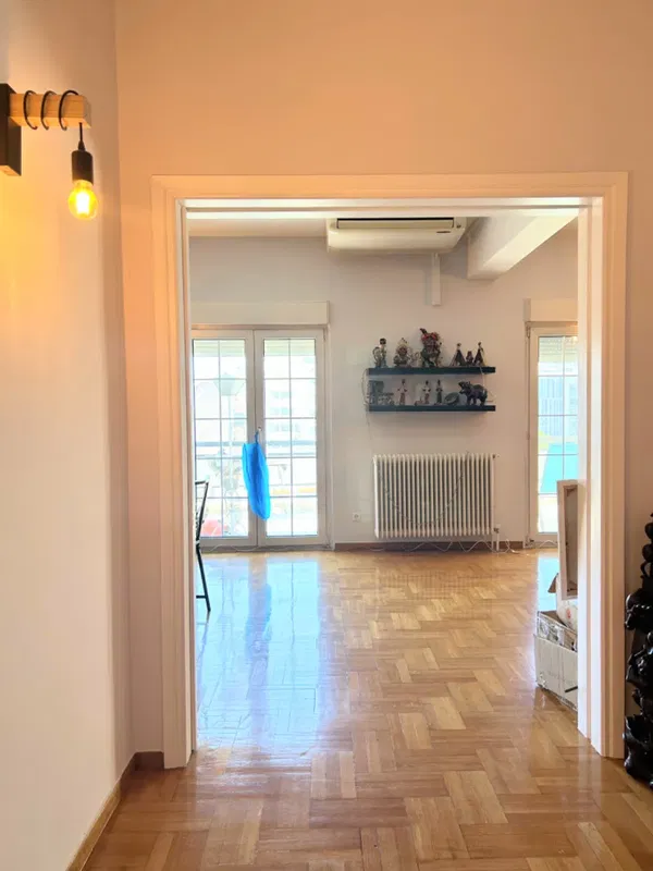 106 m² Renovated Three-Bedroom Apartment for Sale in Center Athens, Athens Center — photo 4