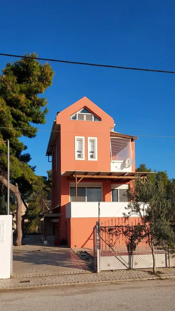 Sea-View Two-Bedroom Villa for Sale in Loutraki - Perachora, Loutraki
