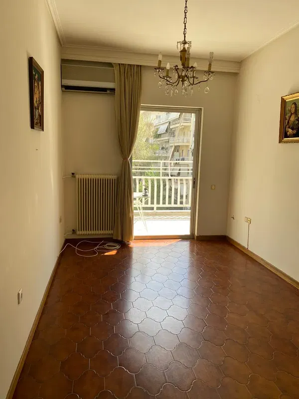 Four-Bedroom Apartment for Sale in Kypseli, Athens Center — photo 2