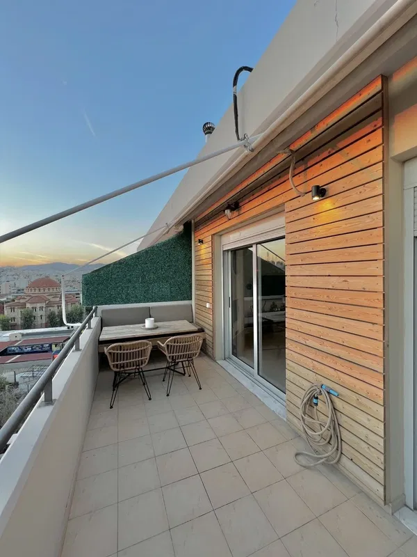 70 m² Two-Bedroom Sea View Apartment for Sale in Piraeus, Piraeus Suburbs — photo 3