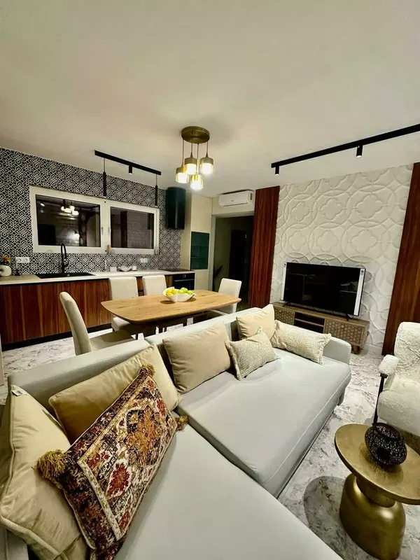 90 m² Renovated Two-Bedroom Apartment for Sale in Palaio Faliro, Athens Southern suburbs — photo 3
