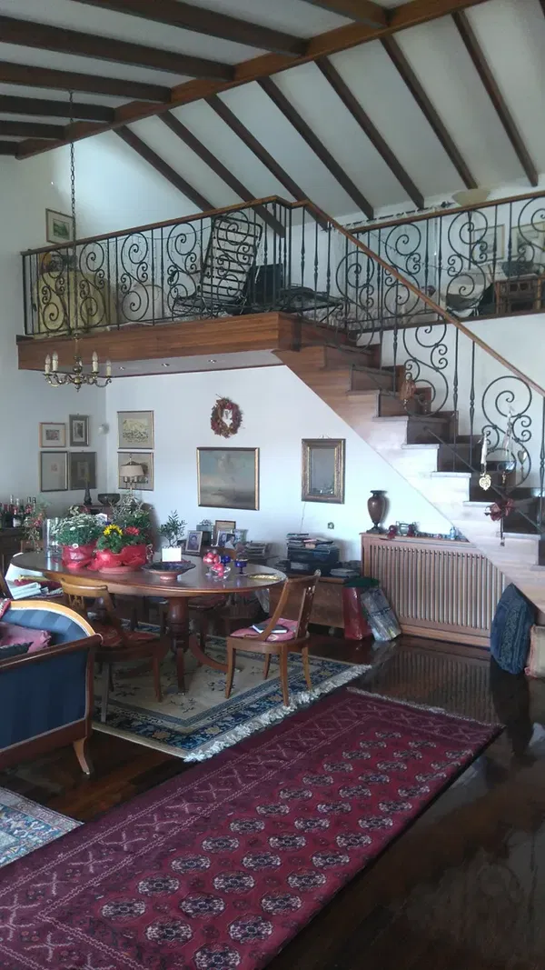 200 m² Three-Bedroom Villa for Sale in Vouliagmeni, Athens Southern suburbs — photo 3