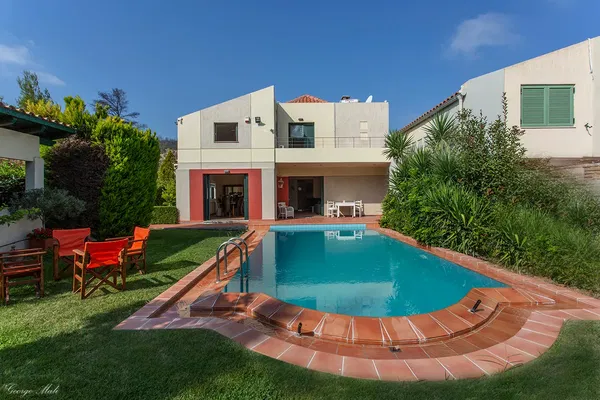 Three-Bedroom Villa for Sale in Kapandriti, Attica
