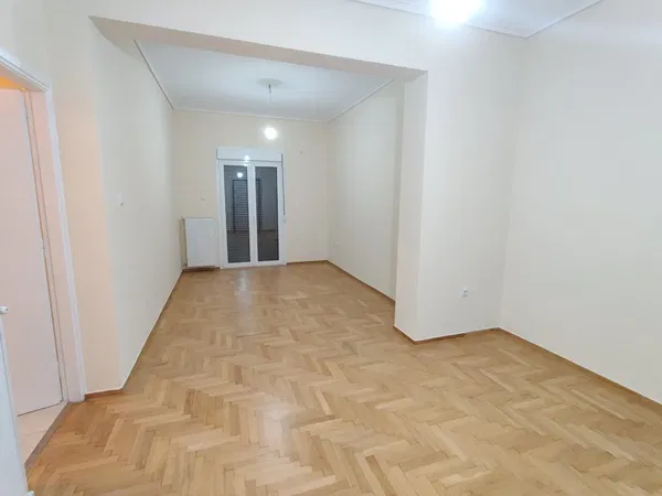 70 m² Two-Bedroom Renovated Apartment for Sale in Piraeus, Piraeus Suburbs