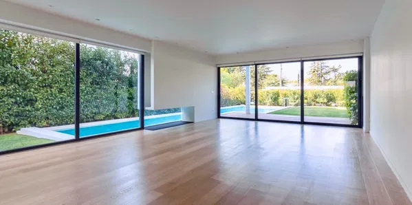 310 m² Four-Bedroom Apartment for Sale in Elliniko, Athens Southern suburbs — photo 3