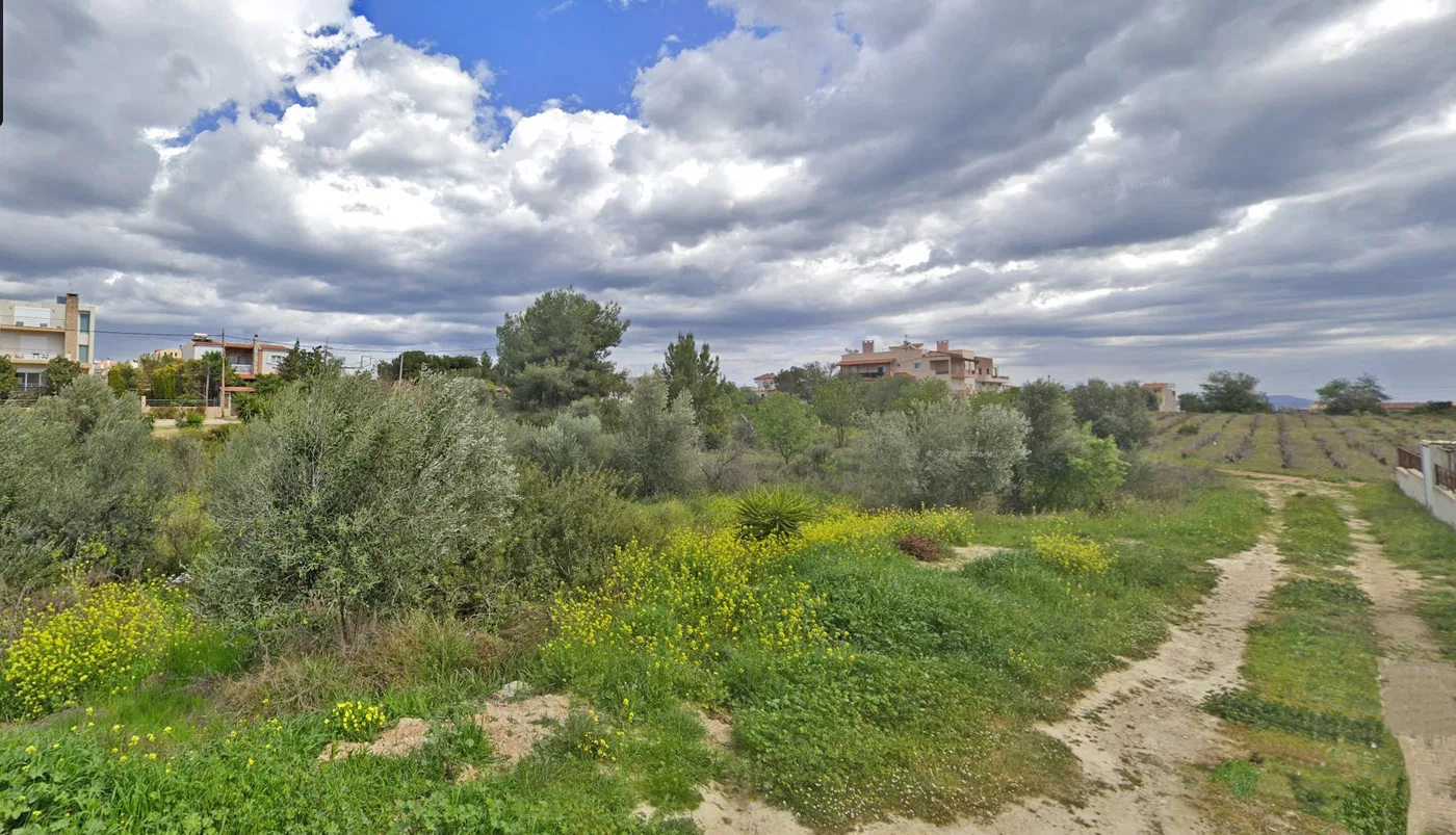 547 m² Plot for Sale in Artemida, Athens Eastern Suburbs