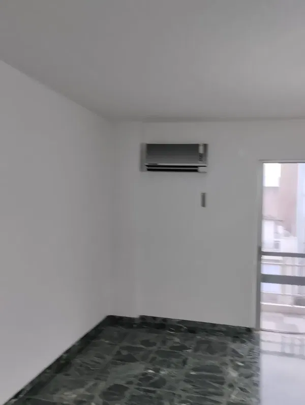 Renovated One-Bedroom Apartment for Rent in Keratsini, Piraeus Suburbs — photo 2