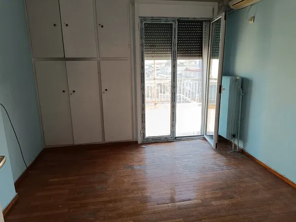 Renovated One-Bedroom Apartment for Rent in Tampouria, Piraeus — photo 4