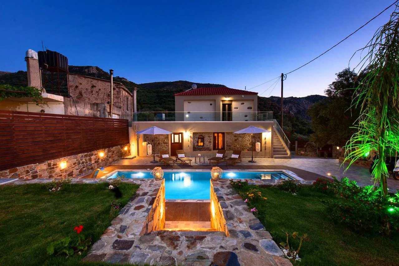 Seafront Two-Bedroom Villa for Sale in Sfinari, Kissamos