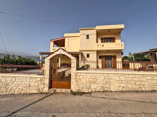 Sea-View Four-Bedroom Villa for Sale in Vlites, Chania