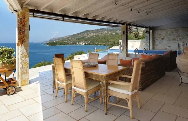 Sea-View Seven-Bedroom Villa for Sale in Syvota, Thesprotia — photo 3