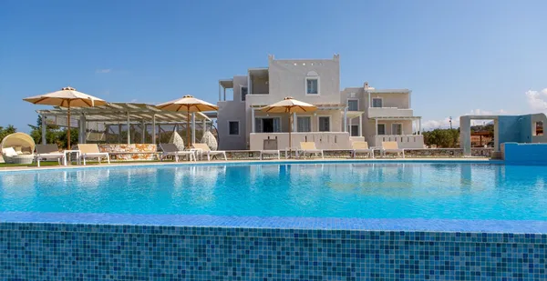 800 m² Sea-View Hotel for Sale in Naxos, Cyclades — photo 3