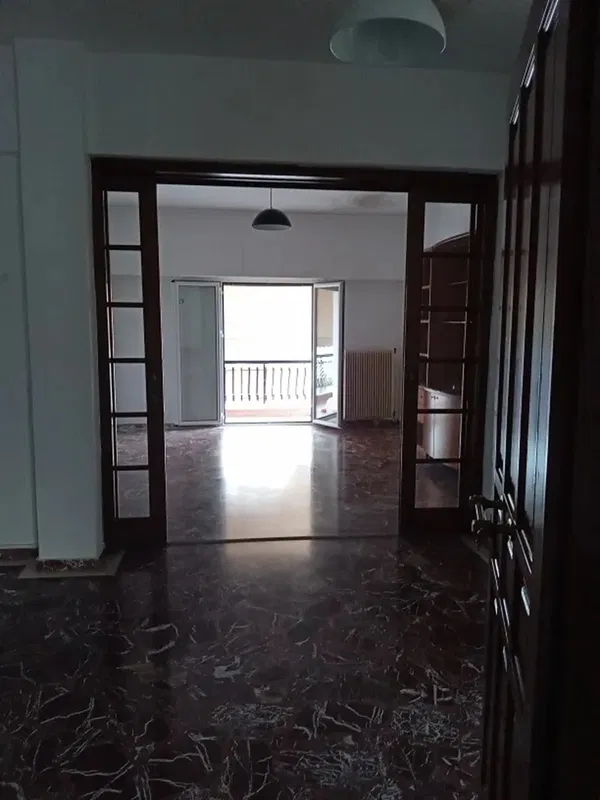 98 m² Two-Bedroom Renovated Apartment for Sale in Peristeri, Athens Western Suburbs — photo 4