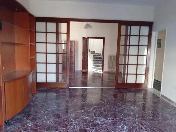 98 m² Two-Bedroom Renovated Apartment for Sale in Peristeri, Athens Western Suburbs — photo 2