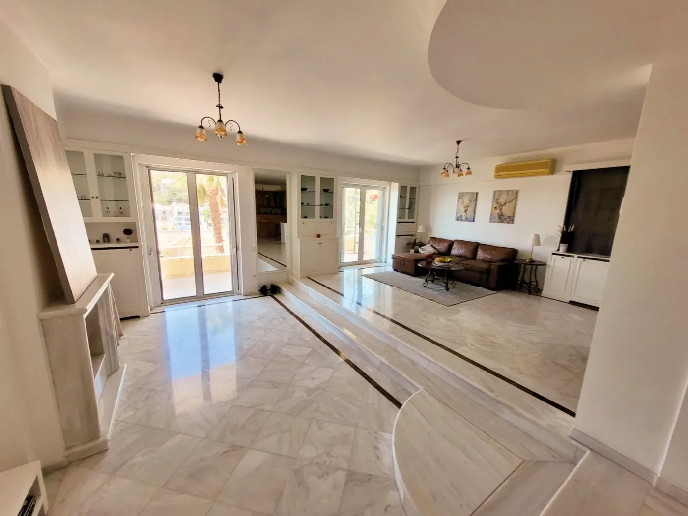 Four-Bedroom Villa for Sale in Voula, Athens Southern suburbs with Central gas heating