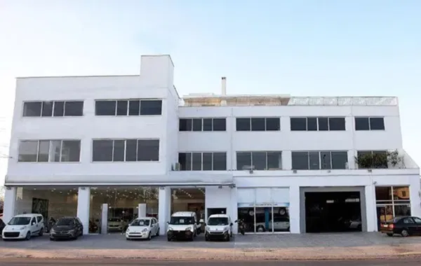 3030 m² Building for Sale in Moschato, Piraeus Suburbs