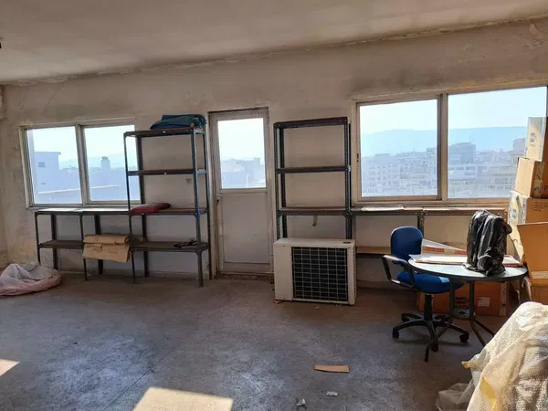 686 m² Building for Sale in Piraeus, Piraeus Suburbs — photo 5