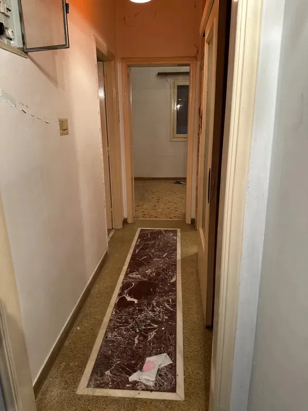 Building for Sale in Piraeus Perama, Piraeus — photo 4