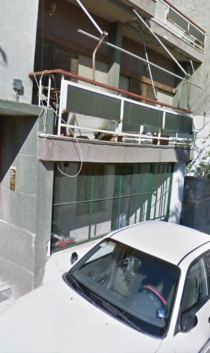 Building for Sale in Piraeus Perama, Piraeus