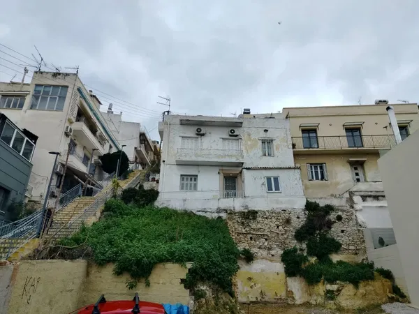 111 m² Building for Sale in Kastella, Piraeus — photo 2