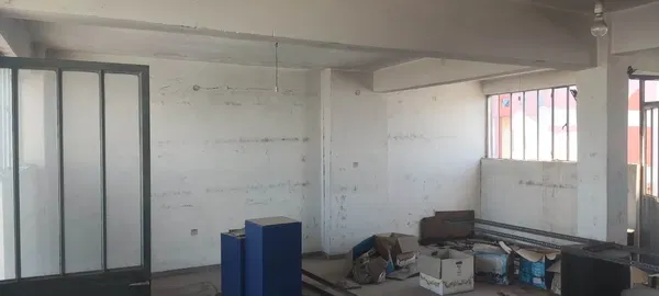 70 m² Building for Sale in Piraeus, Piraeus Suburbs — photo 2
