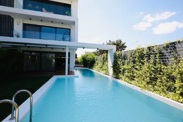 Four-Bedroom Apartment for Sale in Elliniko, Athens Southern suburbs with Autonomous underfloor heating system
