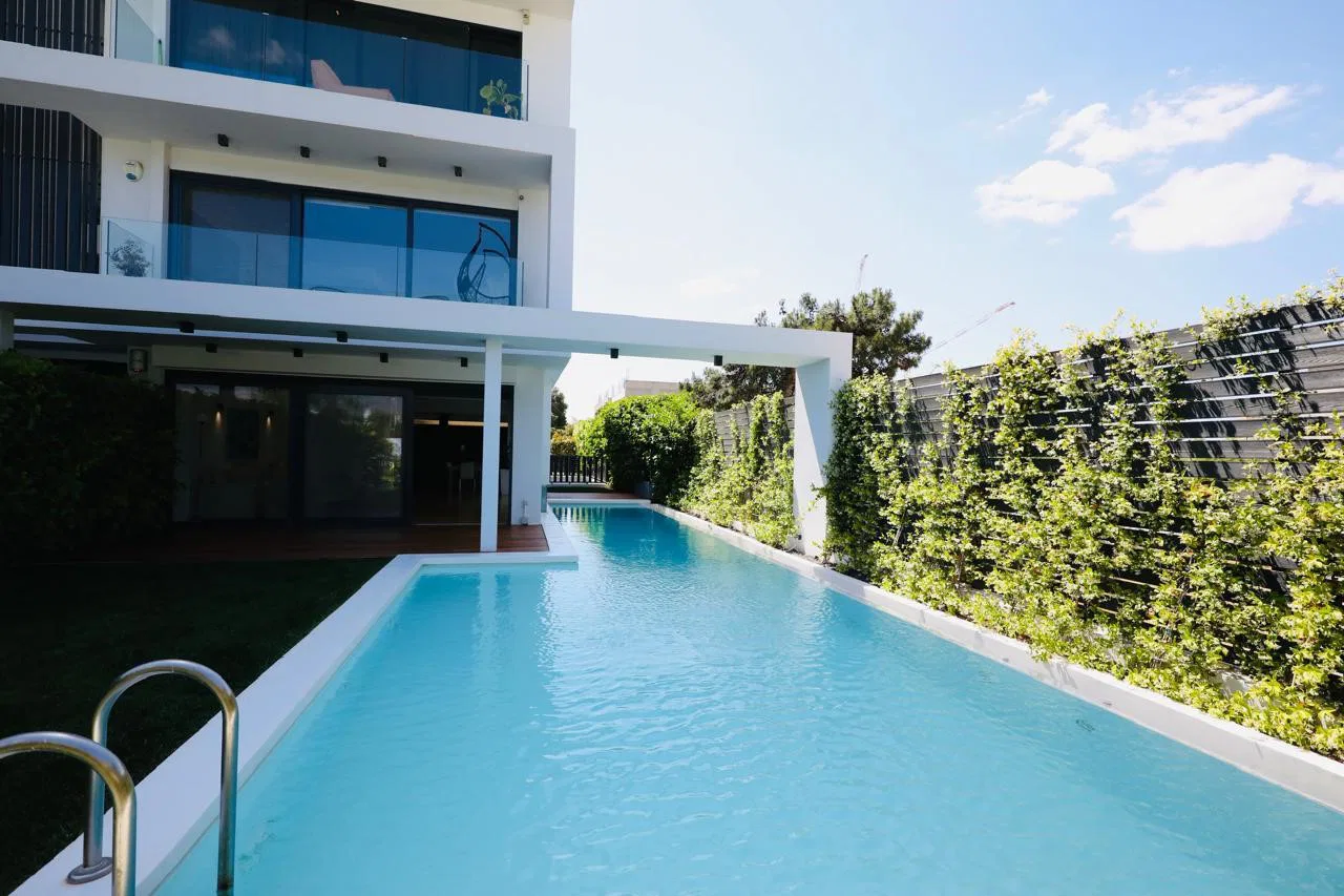 Four-Bedroom Apartment for Sale in Elliniko, Athens Southern suburbs with Autonomous underfloor heating system