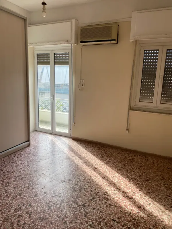 45 m² Apartment with One Bedrooms for Sale in Peristeri, Athens Western Suburbs