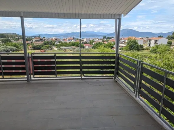 Four-Bedroom Renovated Villa for Sale in Evia, Sterea Hellas — photo 3