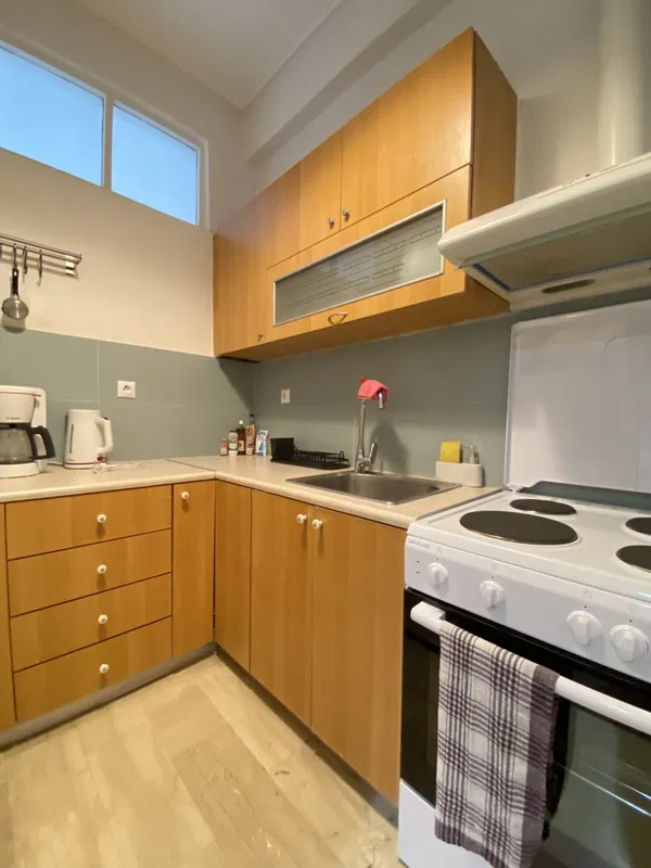 63 m² Apartment with Two Bedrooms for Sale in Exarchia - Neapoli, Athens Center — photo 4