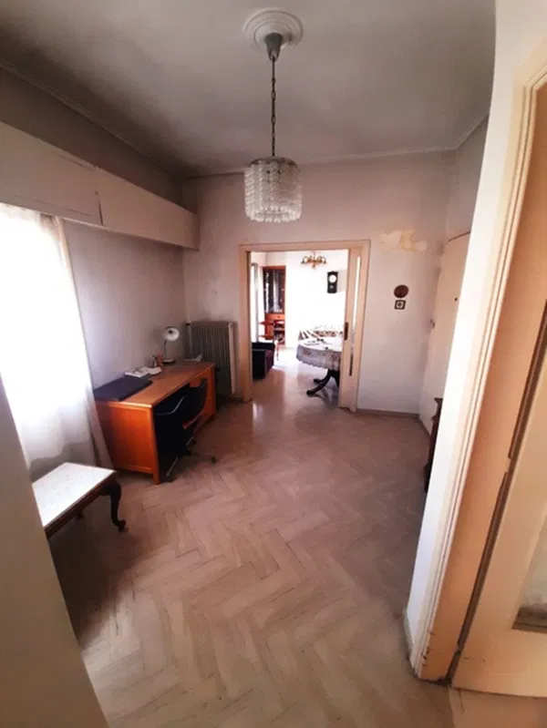 110 m² Two-Bedroom Apartment for Sale in Piraeus, Piraeus Suburbs — photo 2