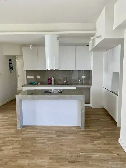 112 m² Modern Three-Bedroom Apartment for Sale in Agia Paraskevi Athens, Athens Northern suburbs — photo 3
